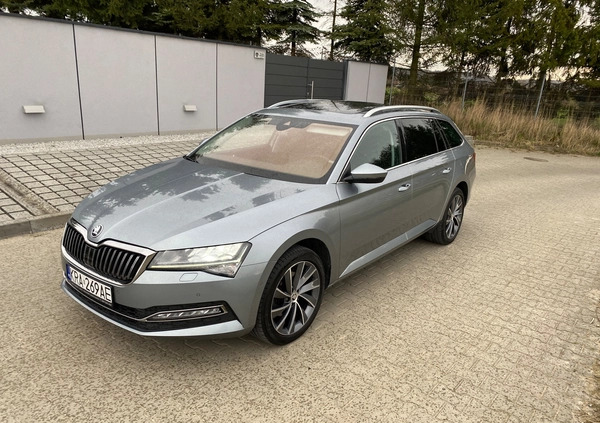 Skoda Superb cena 101900 przebieg: 177000, rok produkcji 2019 z Przemków małe 631